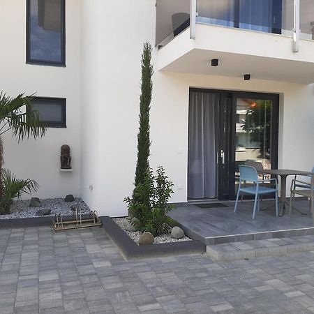 Ancsi Apartmanhaz Balatonlelle Eksteriør bilde
