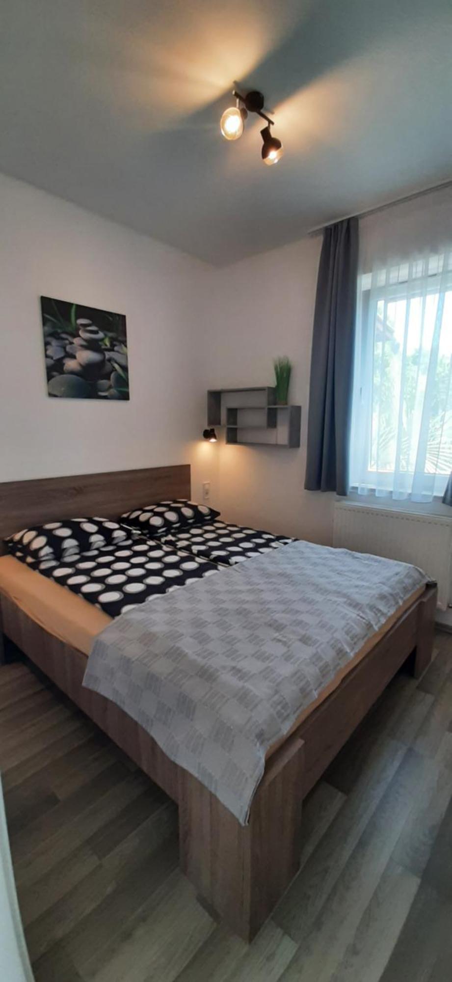 Ancsi Apartmanhaz Balatonlelle Eksteriør bilde